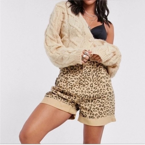 Free People Pants - NWT Free People Printed Dogtown High Waist Shorts Cheetah Black Tan Size 24